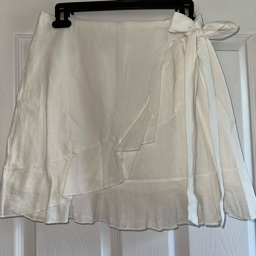Elegant White Wrap Skirt